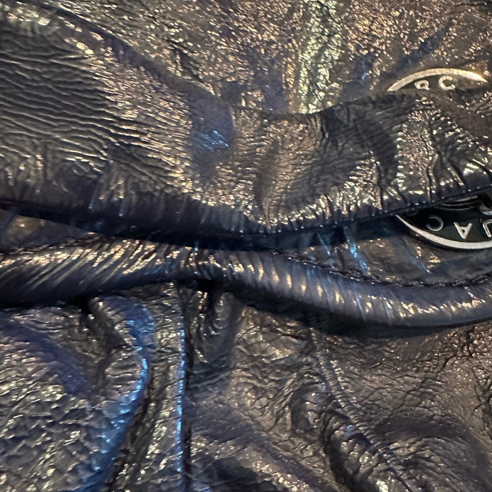 Marc Jacobs Navy Patent Leather Turnlock Chain Bag - Picture 3 of 3